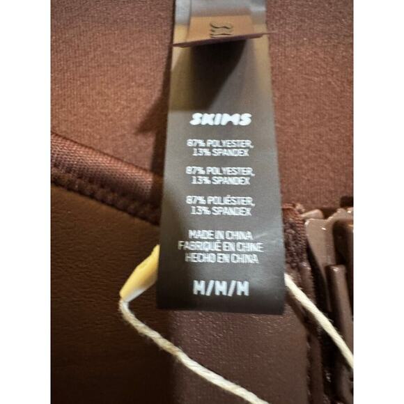 Skims Rubberized Scuba Swim Mini Skirt Brown Size M - Picture 4 of 5